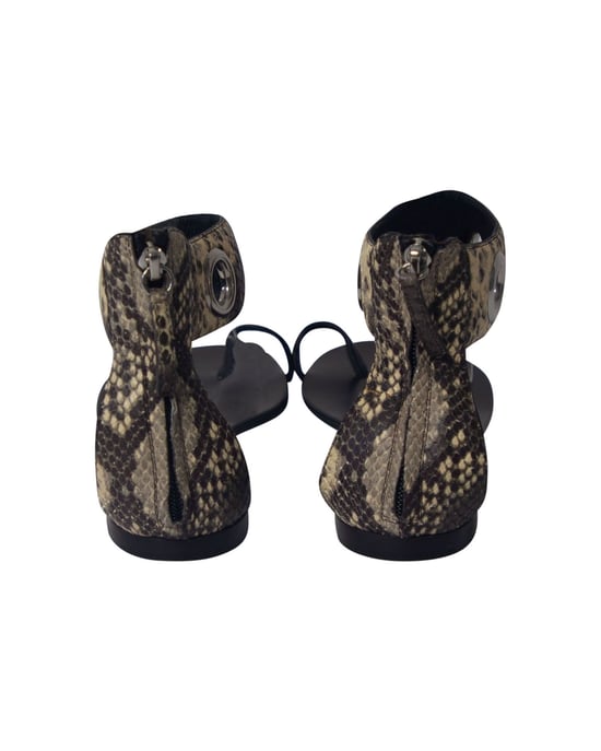 Giuseppe Zanotti Slangenprint Enkelsandaal met Platte Zool in Zwart Leer - Image 4
