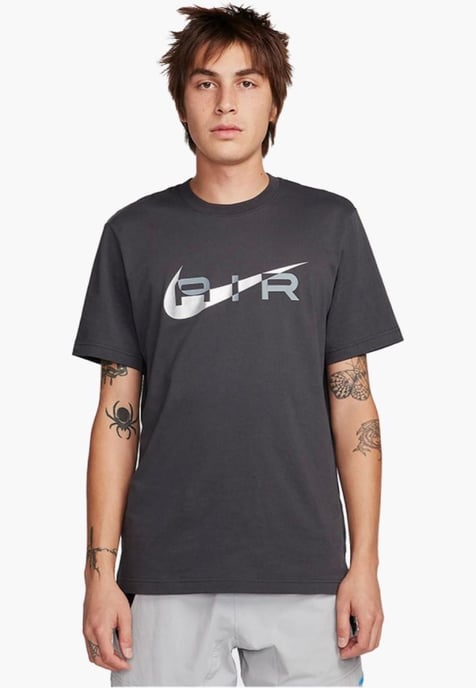 Nike Air Heren Grafisch T Shirt in Charcoal - Image 1