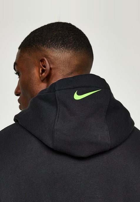 Nike Standard Issue Moto Overhead trainingspak in zwart - Image 4