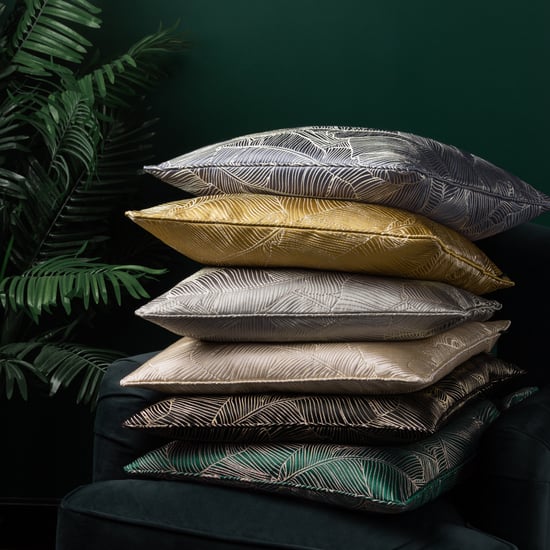 Wylder Tropics Seymour Geborduurde Jacquard Satijnen Pipen Polyester Gevulde Kussen - Image 5