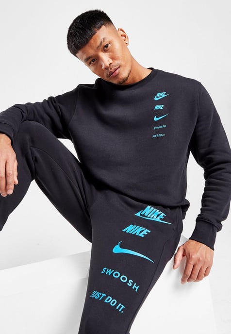 Nike Sportswear Standard Issue Heren Crew Trainingspak in Zwart - Image 3