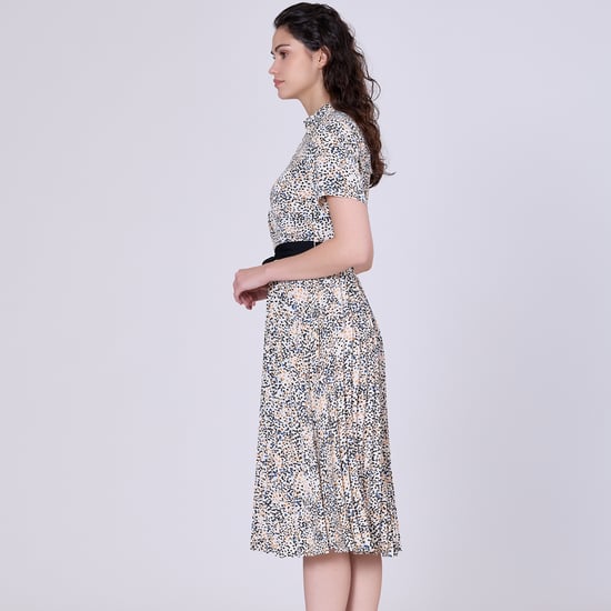 Pleats printed tea dress and added belt