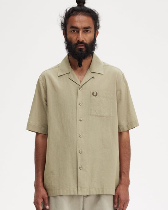 Fred Perry Heren Lichte Textuur Revere Kraag Korte Mouwen Shirt - Image 1