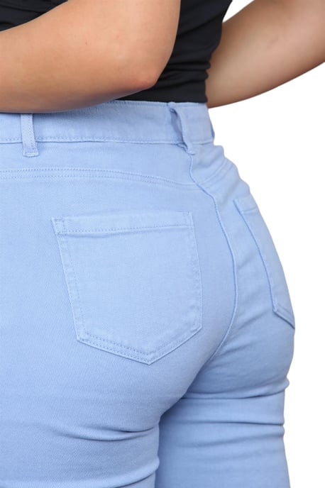 M&Co Dames jeans met hoge taille en taps toelopende rechte pijpen in hemelsblauw - Image 5