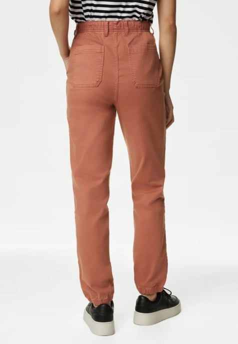 M&S Collection Dames Katoenmix Slim Fit Ankle Grazer Joggers Baksteenrood - Image 2