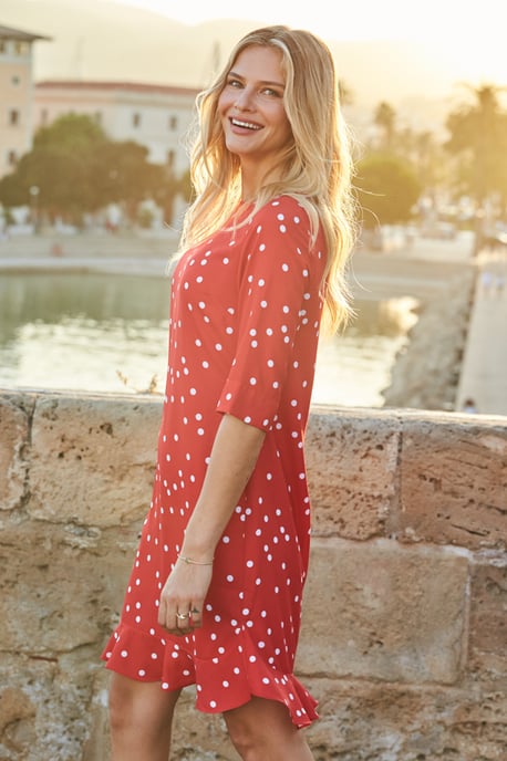 Red & White Spot Print Ruffle Hem Shift Dress - Image 3