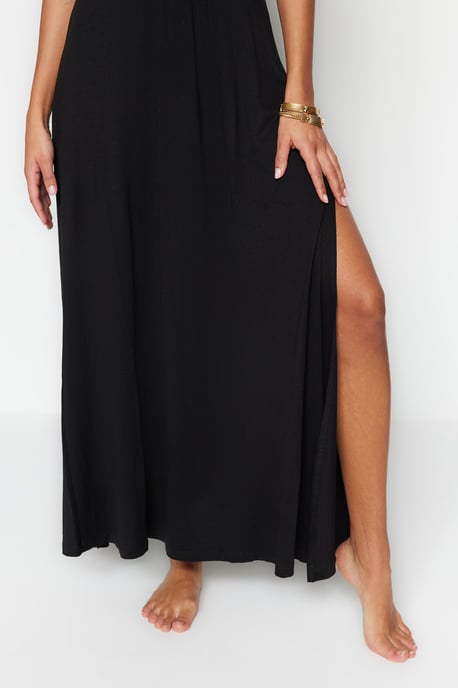 Trendyol Vrouw/Meisje V-hals Verschuiving maxi Jurk - Image 5
