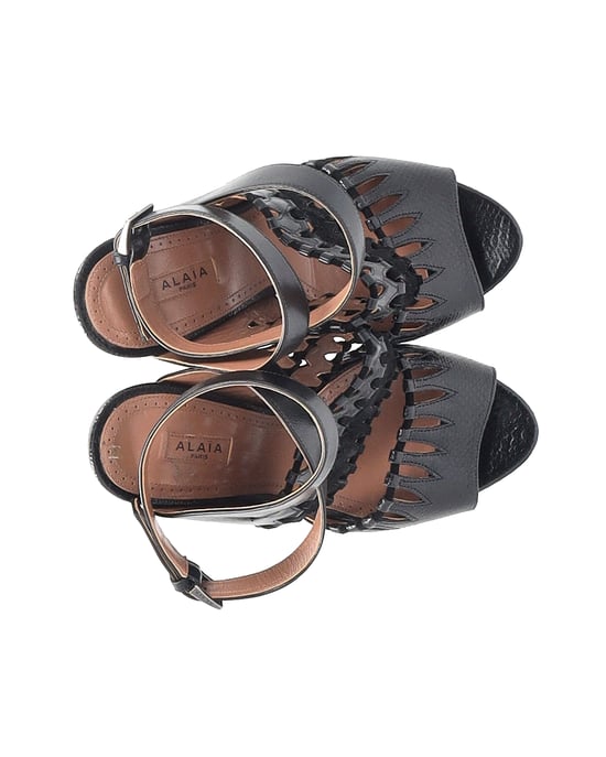 Alaïa Cut Out Enkelband Sandalen in Zwart Leer - Image 6