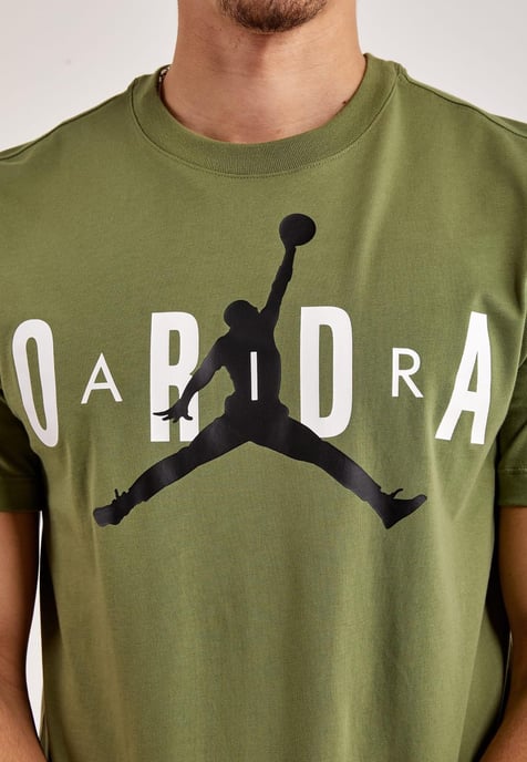 Nike Air Jordan Stretch T Shirt in Olijf - Image 3