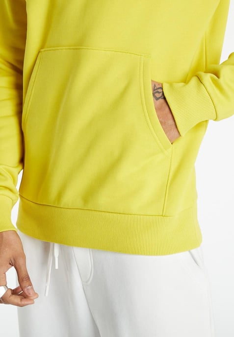 The North Face Heren Reglan Red Box Hoodie in Geel - Image 4
