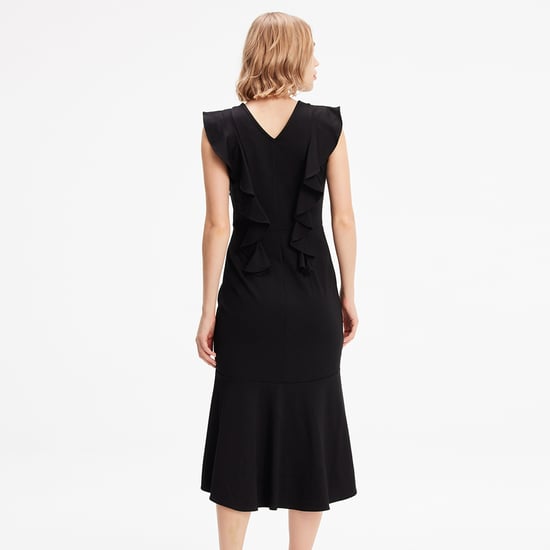 Jersey dress with wide ruffles