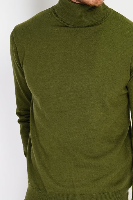 GB - William de Faye - turtleneck - Khaki