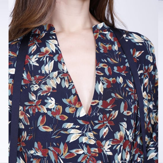 Satin collar short dress and leaves print