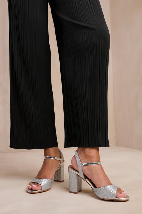 Wheres That From Womens 'Florence' Wide Fit Mid High Heels