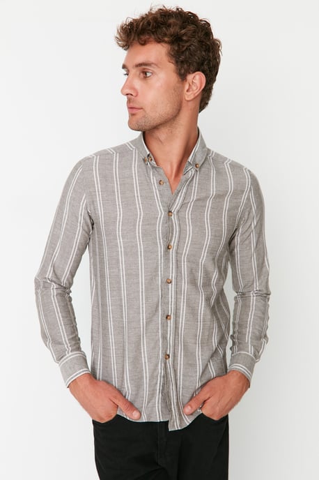 Trendyol Heren Knoopsluiting Standaard mouw Basis Shirt - Image 1