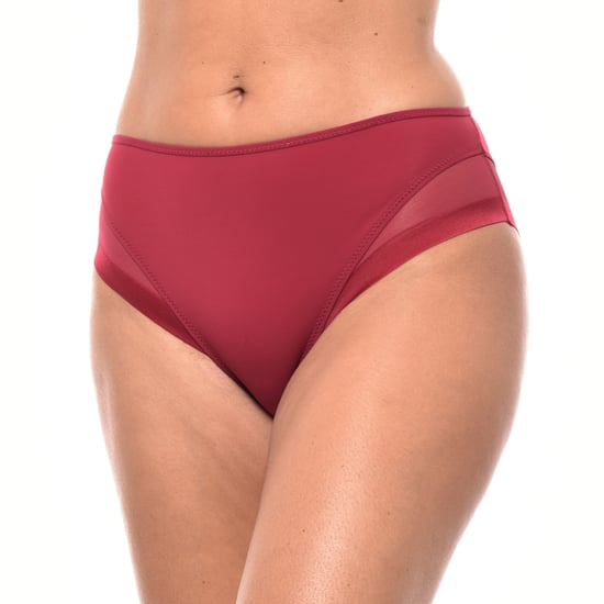 Generous elastic and breathable fabric panties 00A63 for women offers comfort and natural movement