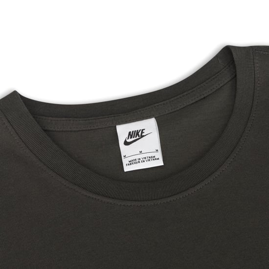 Nike Sportswear Heren Standaard Issue T-Shirt Donker Rookgrijs - Image 3