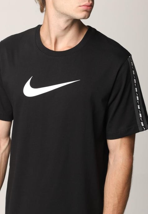 Nike Sportswear Repeat T-shirt Club in zwart - Image 3