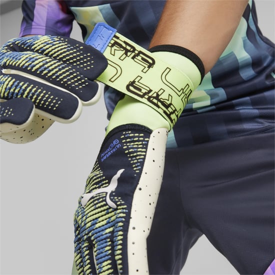 PUMA Unisex ULTRA Ultimate 1 Negative Cut Football Goalkeeper's Gloves