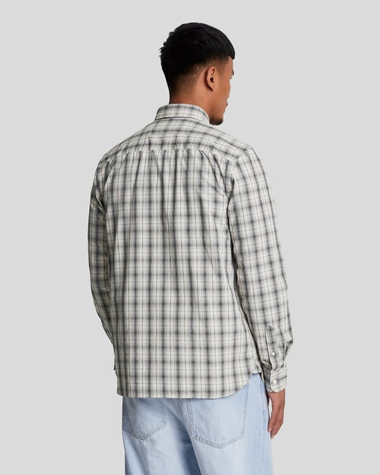 Lyle & Scott gewassen geruit popeline gunmetal grijs shirt met lange mouwen - Image 3