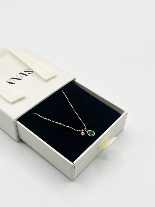 Teardrop Necklace in Emerald Green - Image 4