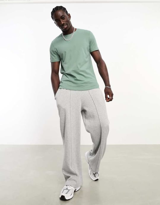 ASOS DESIGN t-shirt with crew neck in blue-Green