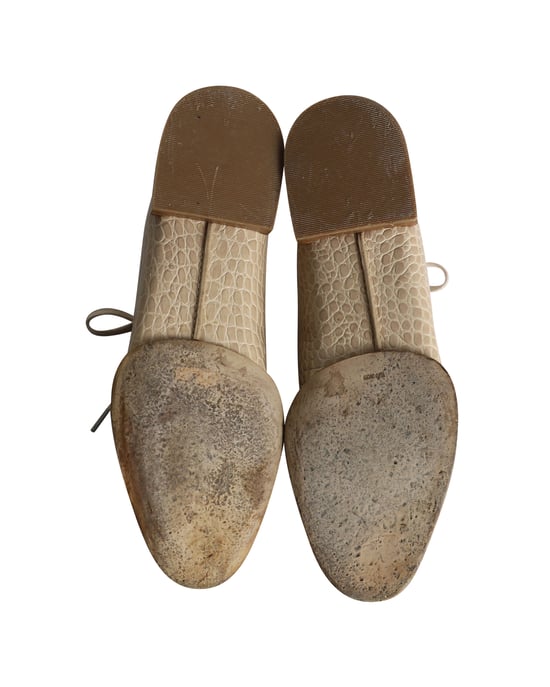 Alexander Wang Ingrid Croc-Embossed Oxfords in Beige Kalfsleer - Image 6