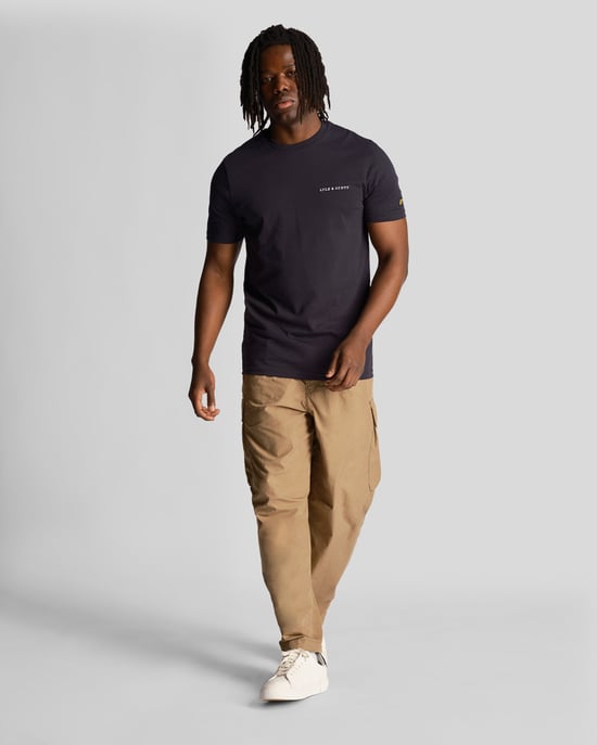 Lyle & Scott Men's Embroidered T-Shirt in Navy