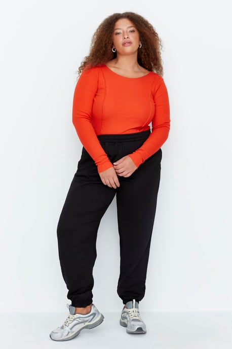 Trendyol Vrouwelijk Normale taille Loszittend Grote maten joggingbroek - Image 1