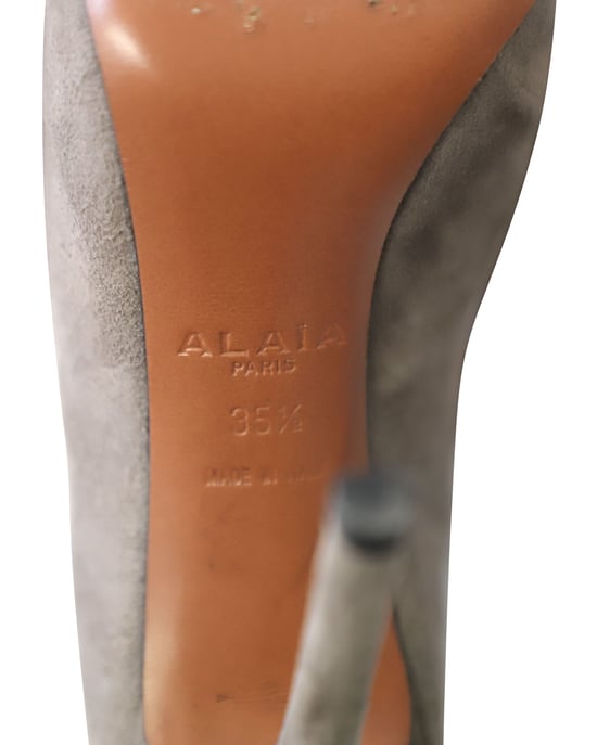 Alaïa Azzedine Ankle Boots in Grey Suede - Image 6