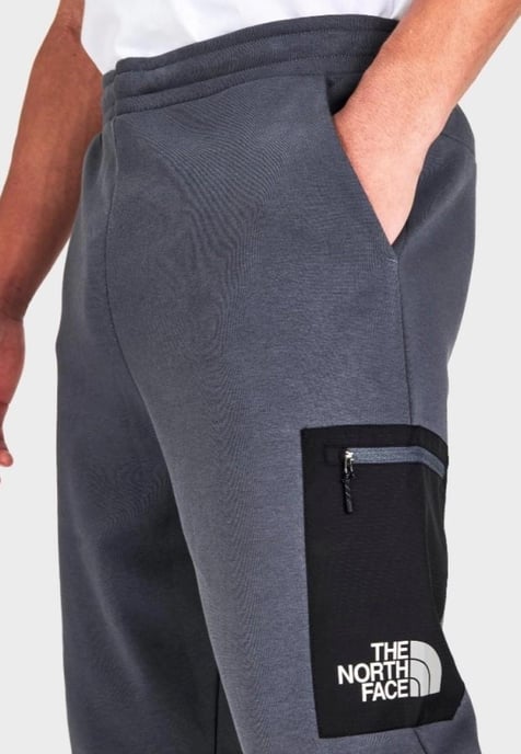 The North Face heren Woven Pocket Joggers in Vandis Grey - Image 4