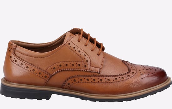 Hush Puppies Verity Leren Damesschoenen In Het Zandkleurige Brogue Model - Image 1