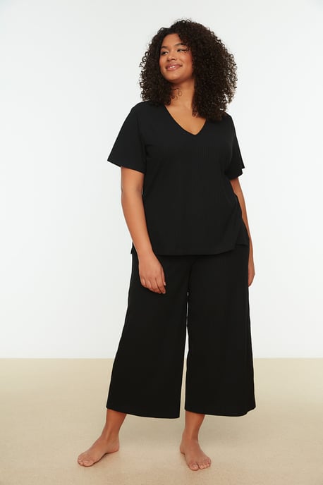 Trendyol Vrouw/Meisje V-hals Pyjamaset in grote maten 2 pak - Image 1