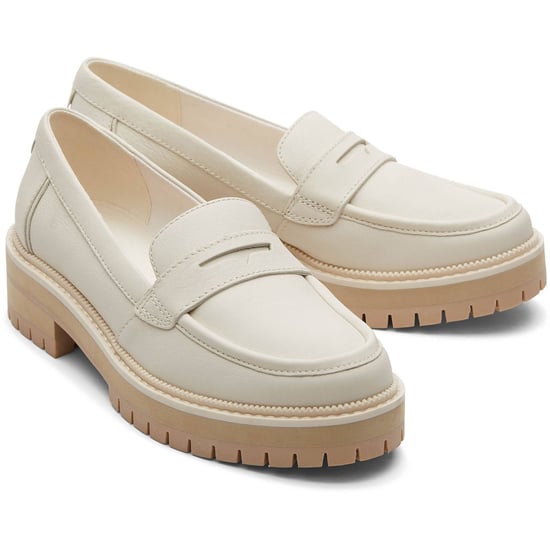 TOMS Cara Leather Vrouwen Licht Zand Loafers - Image 1