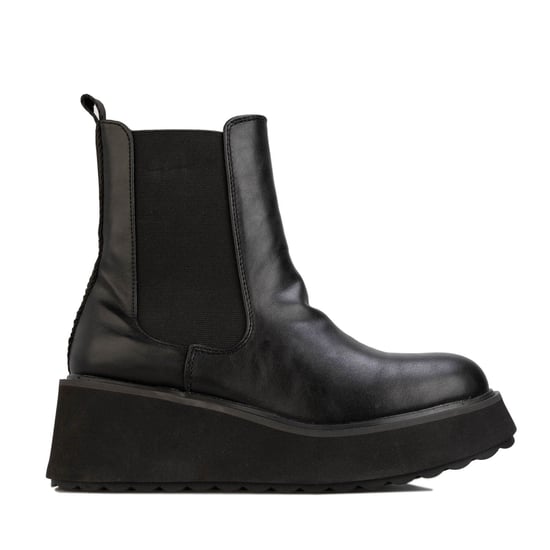 Women's Rocket Dog Heyday Platform Chelsea Boots in Black