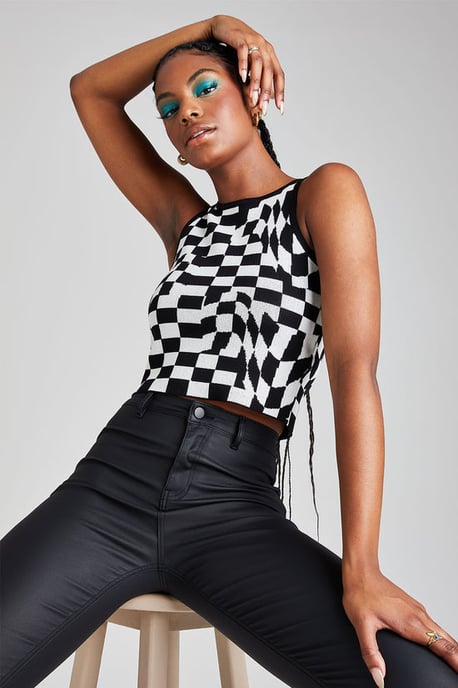 BLACK PATTERN PETITE MONO CHECK TOP