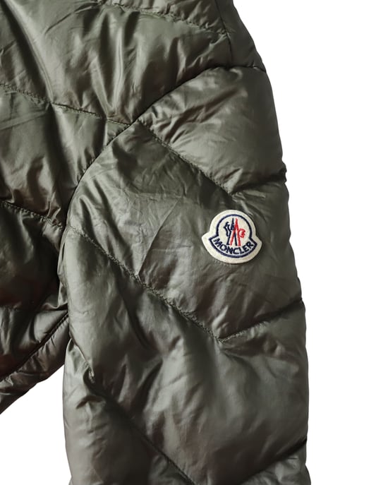 Moncler Gevoerde Donsjas in Olijf Polyamide - Image 6