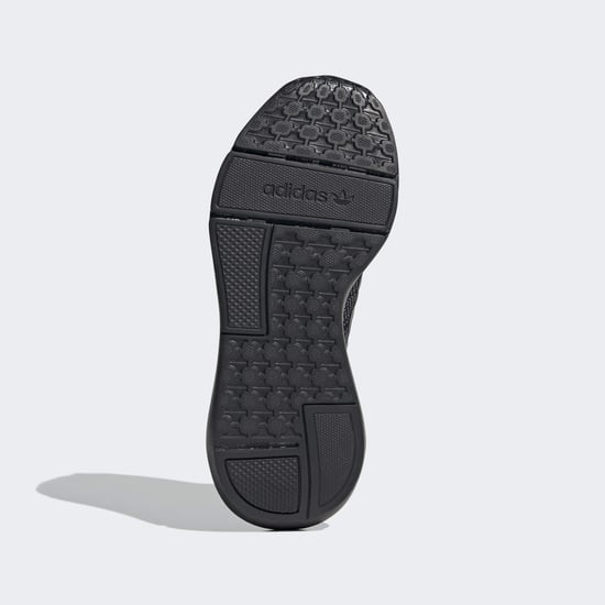 Boy's adidas Originals Junior Swift Run 22 Trainers in Black Grey - Image 4