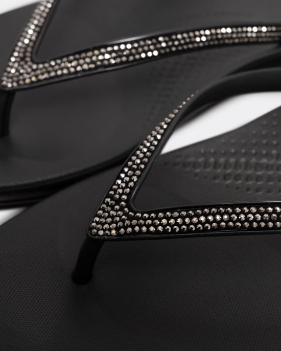 FitFlop Iqushion Sparkle Rubberen Dames Zwarte Flip-Flops - Image 5