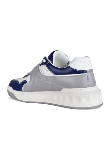 Valentino Garavani Sneakers One Stud Grijs - Image 3