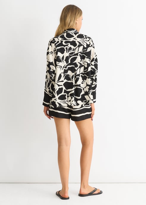 Oversized shirt met monorandprint in viscose - Image 2