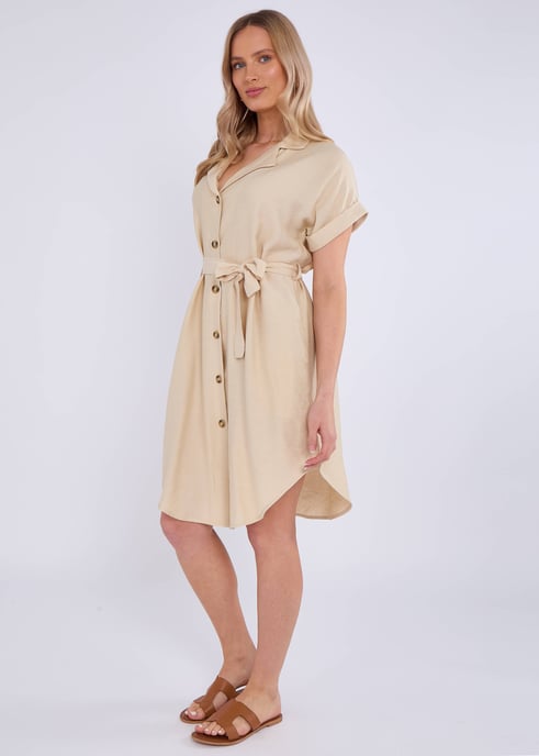 Oversized viscose overhemdjurk met ceintuur in beige - Image 4