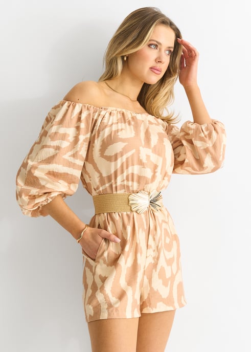 Beige Abstracte Bardot Viscose Playsuit met ceintuur - Image 3