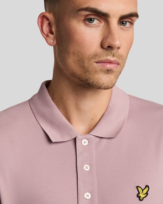 Lyle & Scott Field Thistle Roze Effen Poloshirt - Image 4