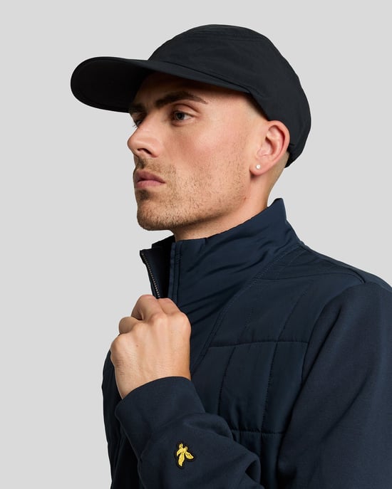 Lyle & Scott hybride gewatteerd marineblauw sweatshirt met halve rits - Image 4