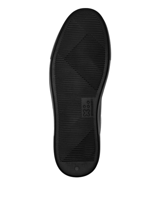 Low-Top Sneakers Skull - Image 4