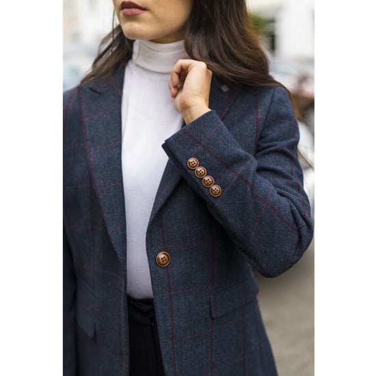 Marineblauwe tweed blazer met getailleerde pasvorm voor dames - Image 6