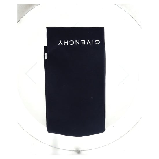 Givenchy Logo Sjaal in Navy Blauw Wol - Image 4
