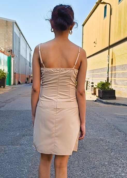 Beige lange geplooide mini jurk - Image 4