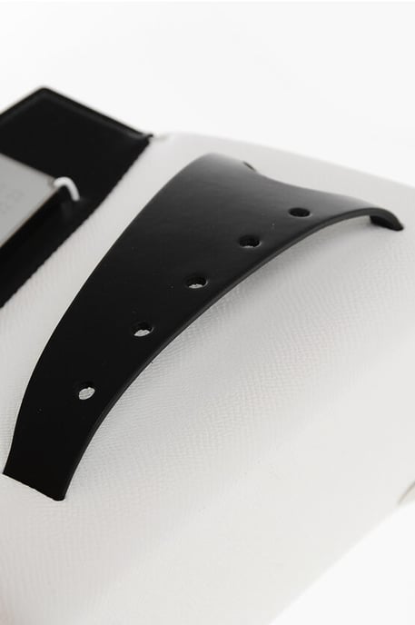 Tweekleurige leren SNATCHED crossbodytas in zwart en wit - Image 4